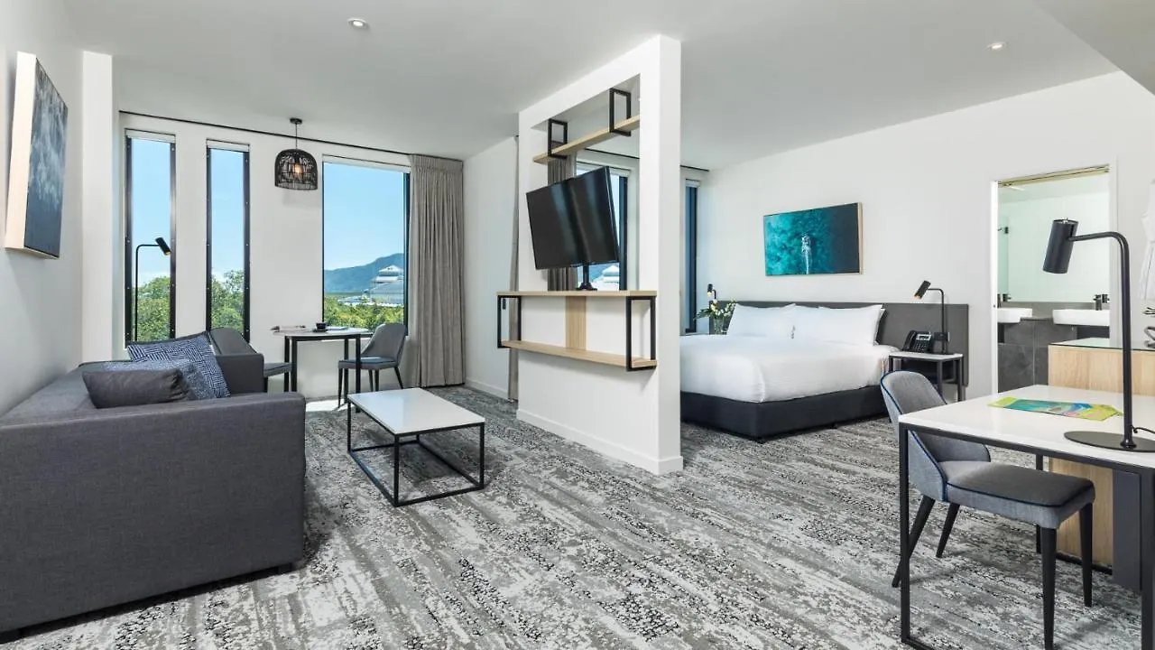 ****  Oaks Cairns Hotel Austrália