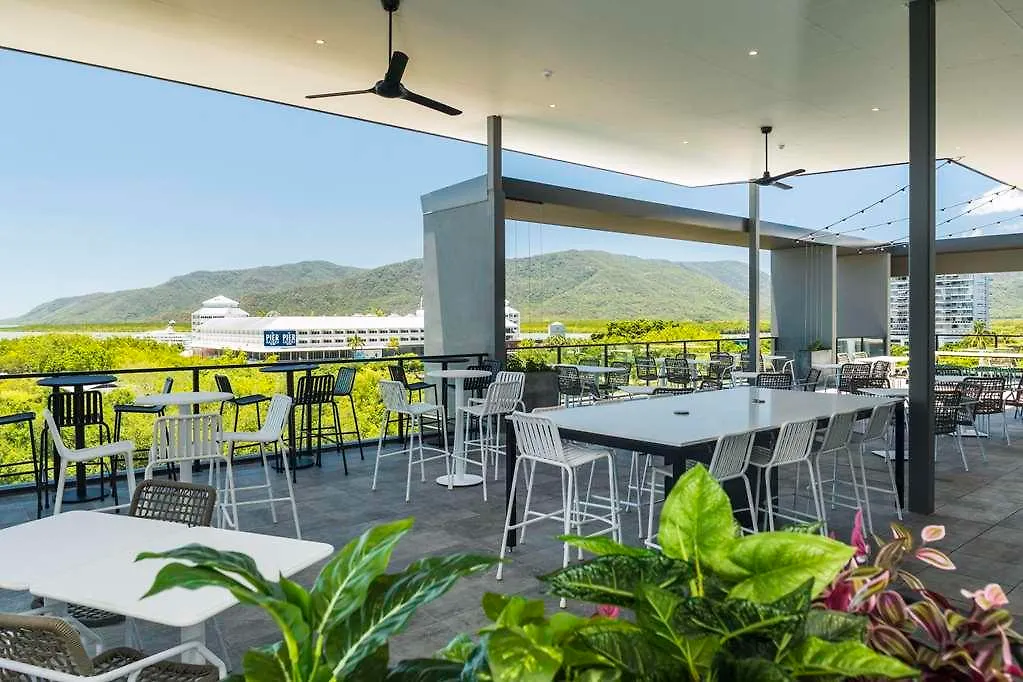 ****  Oaks Cairns Hotel Austrália