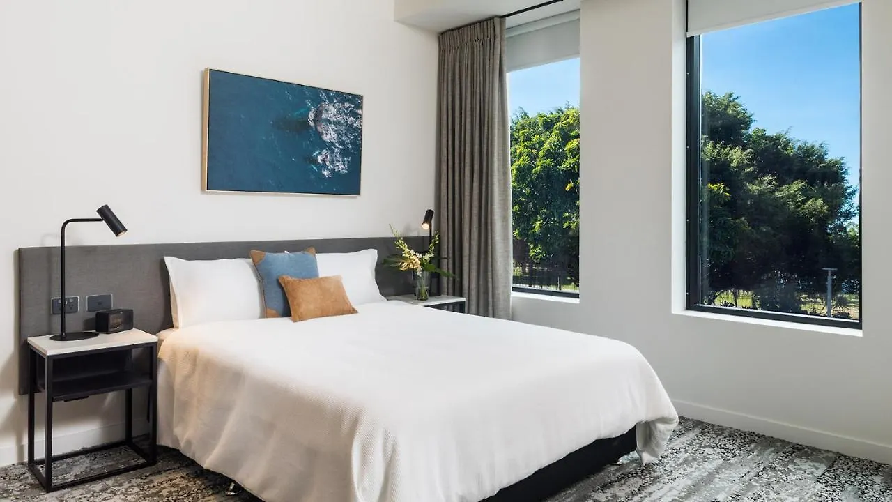 Oaks Cairns Hotel 4*,
